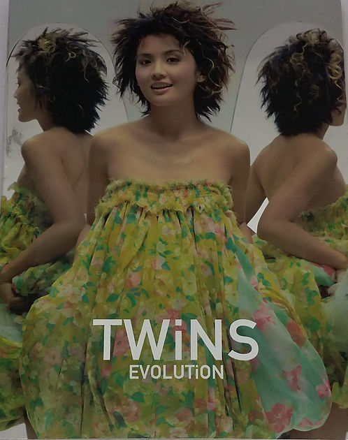 Evolution 進化論(首批閃爍雙封面限量版)