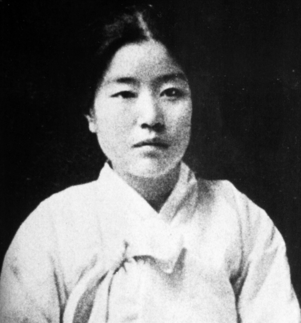 羅晶