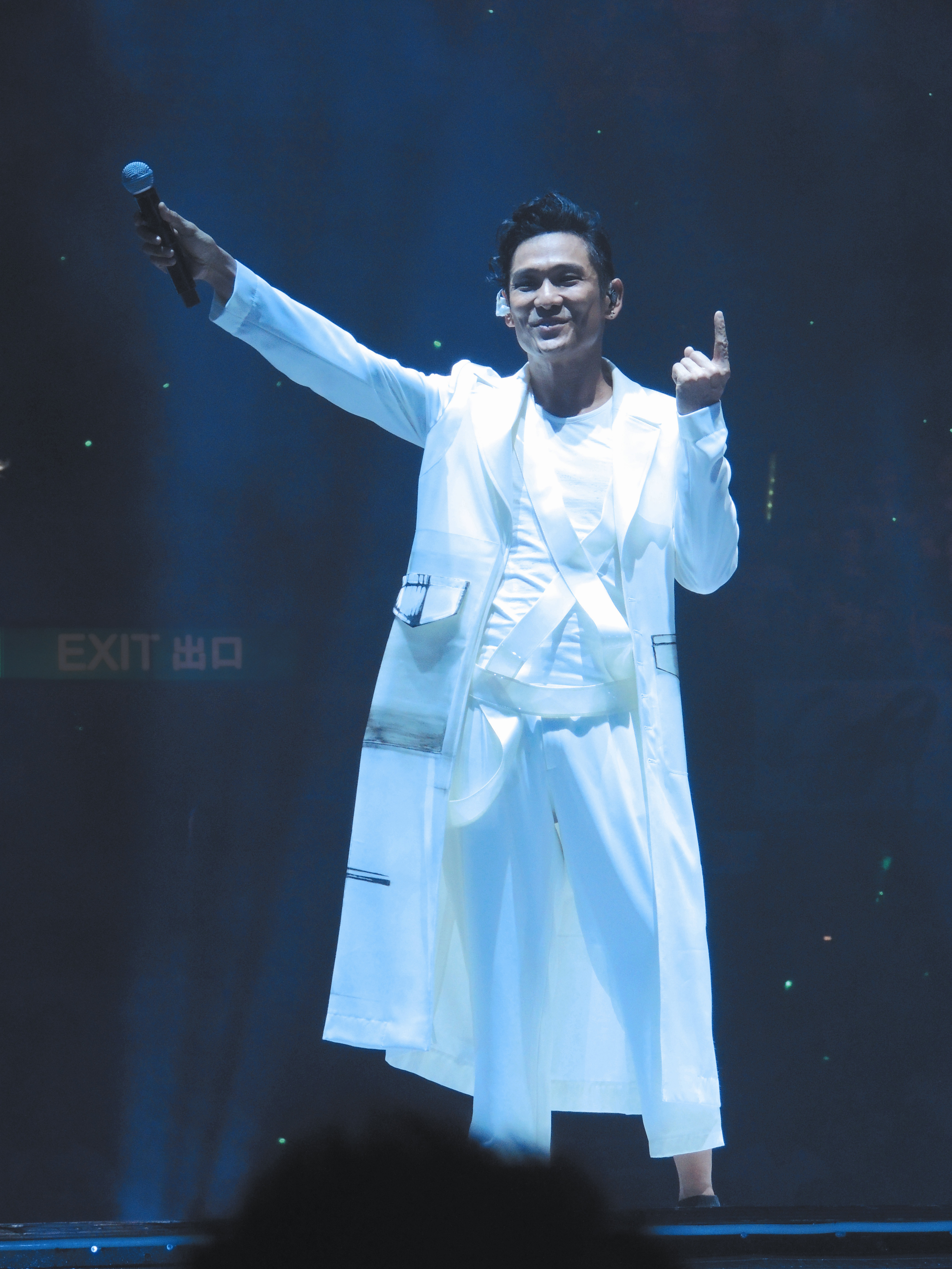 杜德偉 Alex To