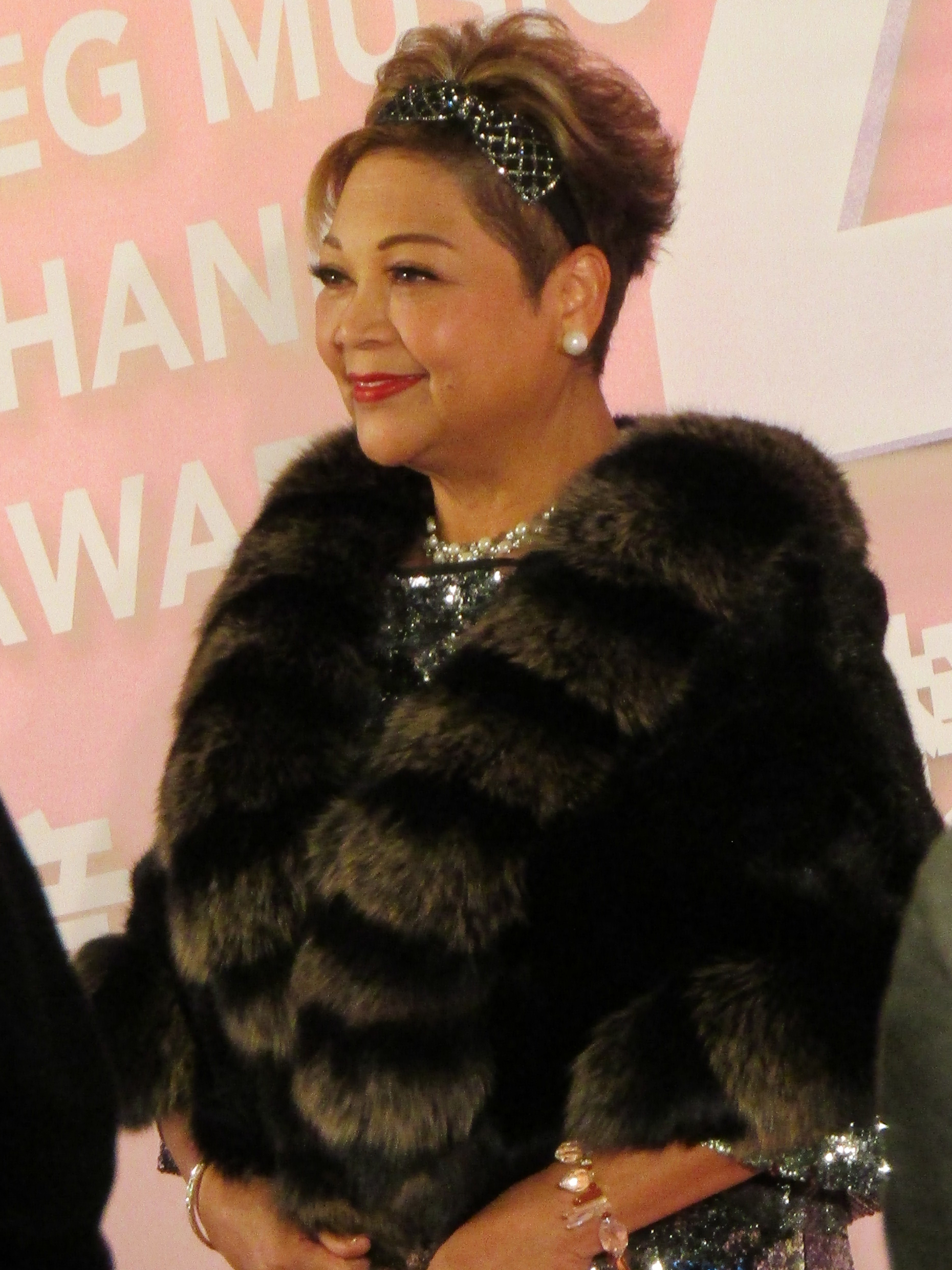 何俐恩